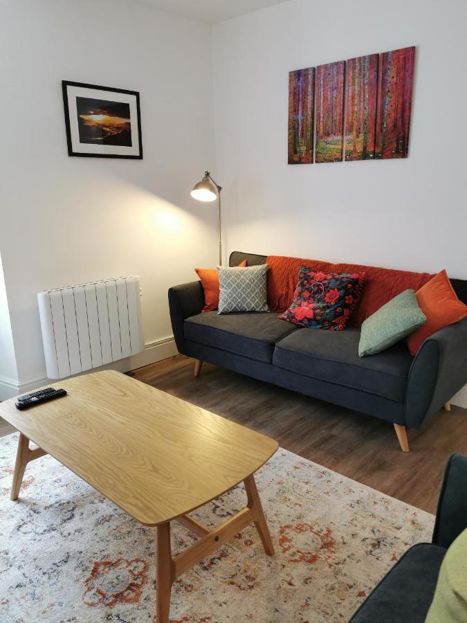 Eldon Row - Stylish Character Apartments - Central Location 1 & 2 Bed Available Dolgellau Esterno foto